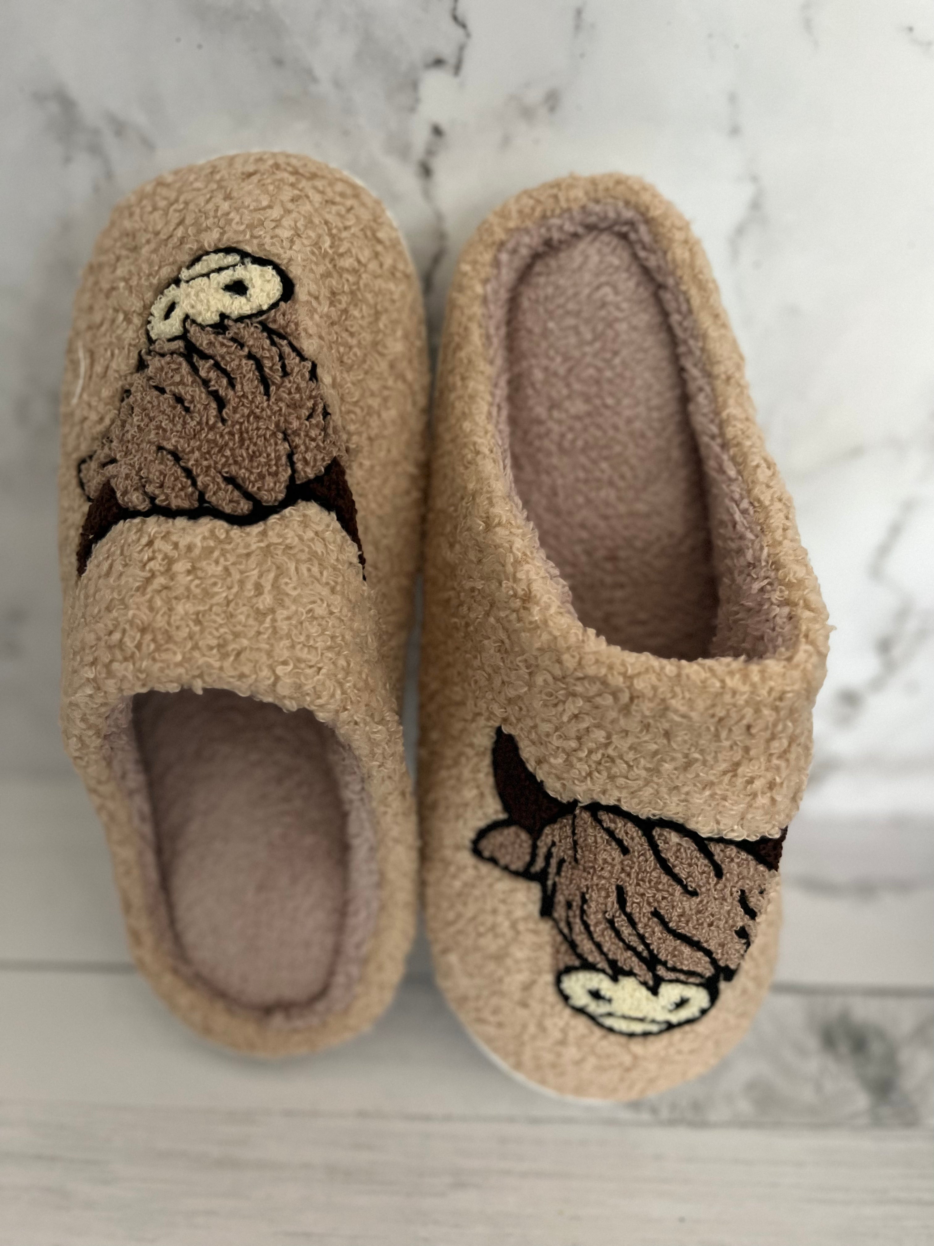 Cute highland cow slippers