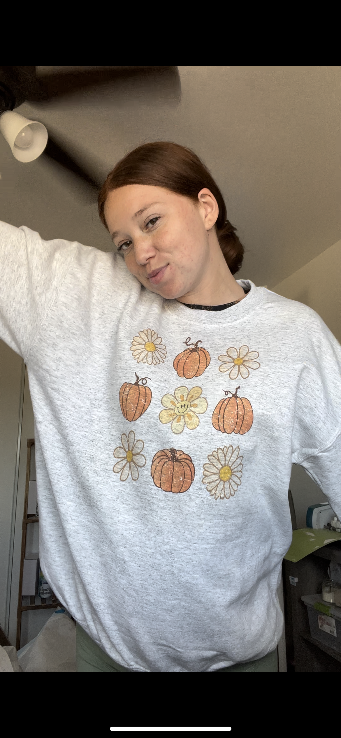 Vintage pumpkin and flower sweatshirt